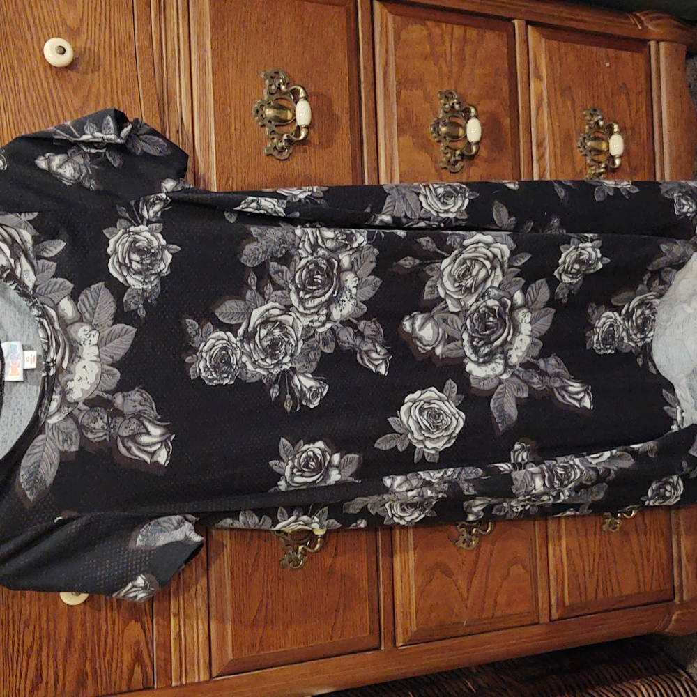 LuLaRoe Carly